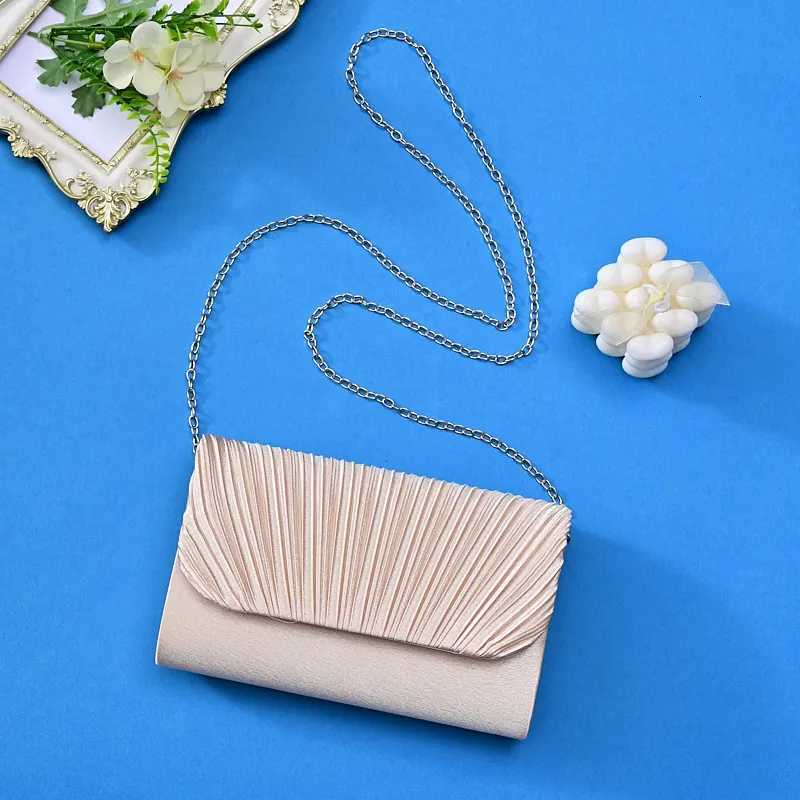 Trendy Glitter HandbagLadies Handbag Women Purse Evening CluTCh bag Vintage Classical Ladies Bag H251027