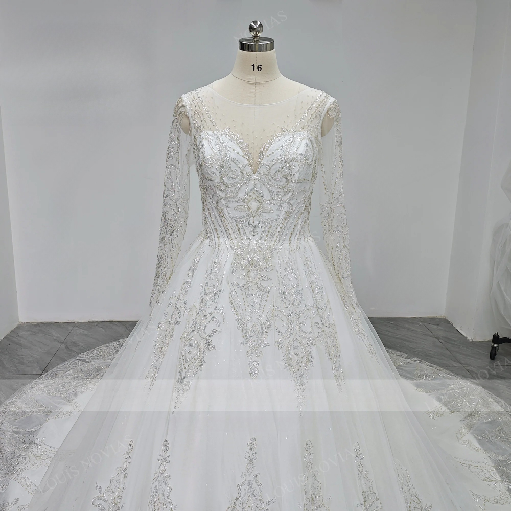 Luxury New Long Sleeve A-Line Wedding Dresses Sweep Train 3D-Floral Appliques V-neck Bridal Gowns Custom Made Color/Size