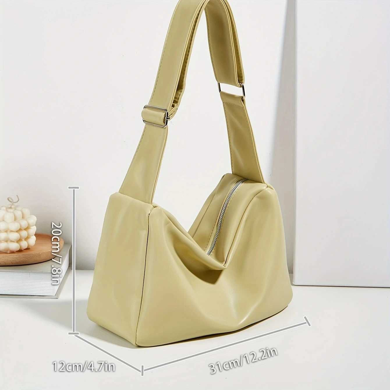 Soft leather niche minimalist work commuting tote bag for college students to carry to class as a shoulder bag or crossbody bagT251028