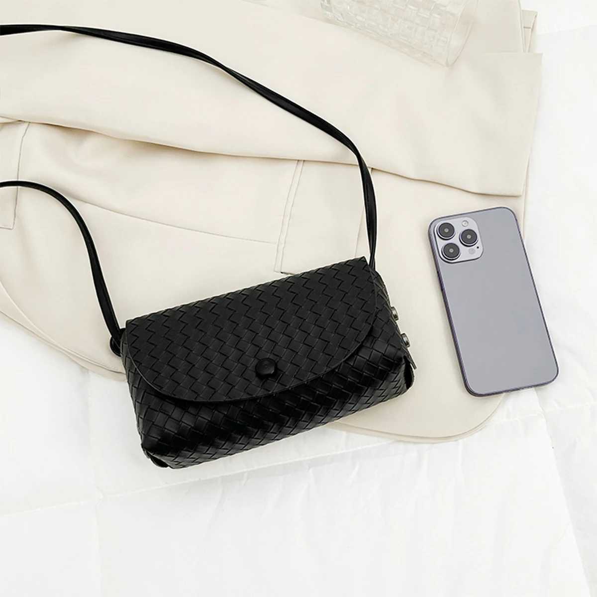 Fi Casual Braided Shoder Bag Wens Lightweight Solid Color PU Magnetic Flap Snap Striped Handbag for Daily Cmute D251028