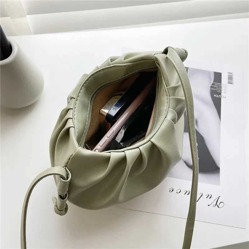 Pleated Zipper Crossbody Bag PU Leather Textured Purse Classic Fashion Versatile ShoulderW251028