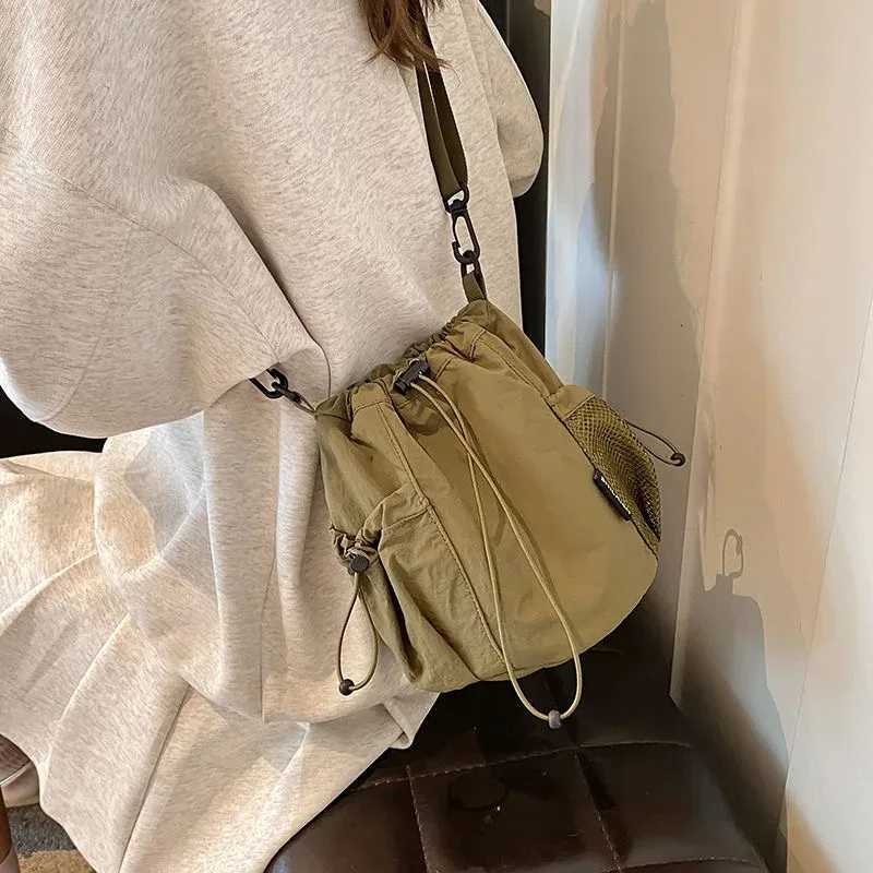 Casual Korean Single Shoulder Bag Commuter Mobile Phone Crossbody Bag Nylon Material Color Fashionable DaypackW251028