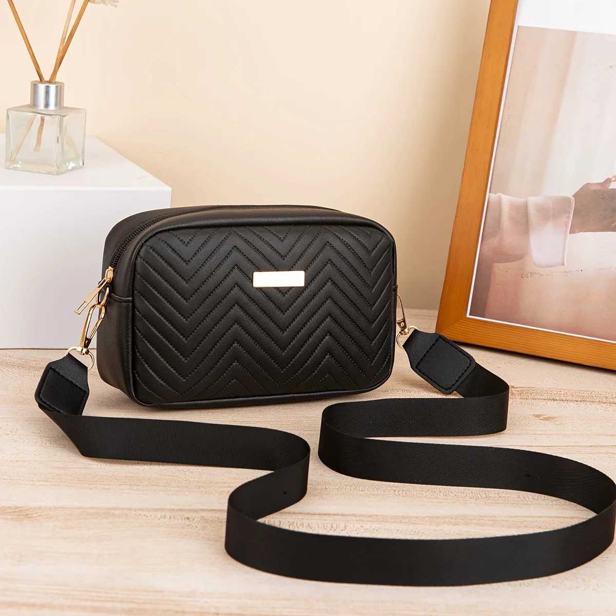 Mini Fashion Quilted Crossbody Bag Trendy PU Shoulder Bag Womens Casual Handbag Phone PurseT251028