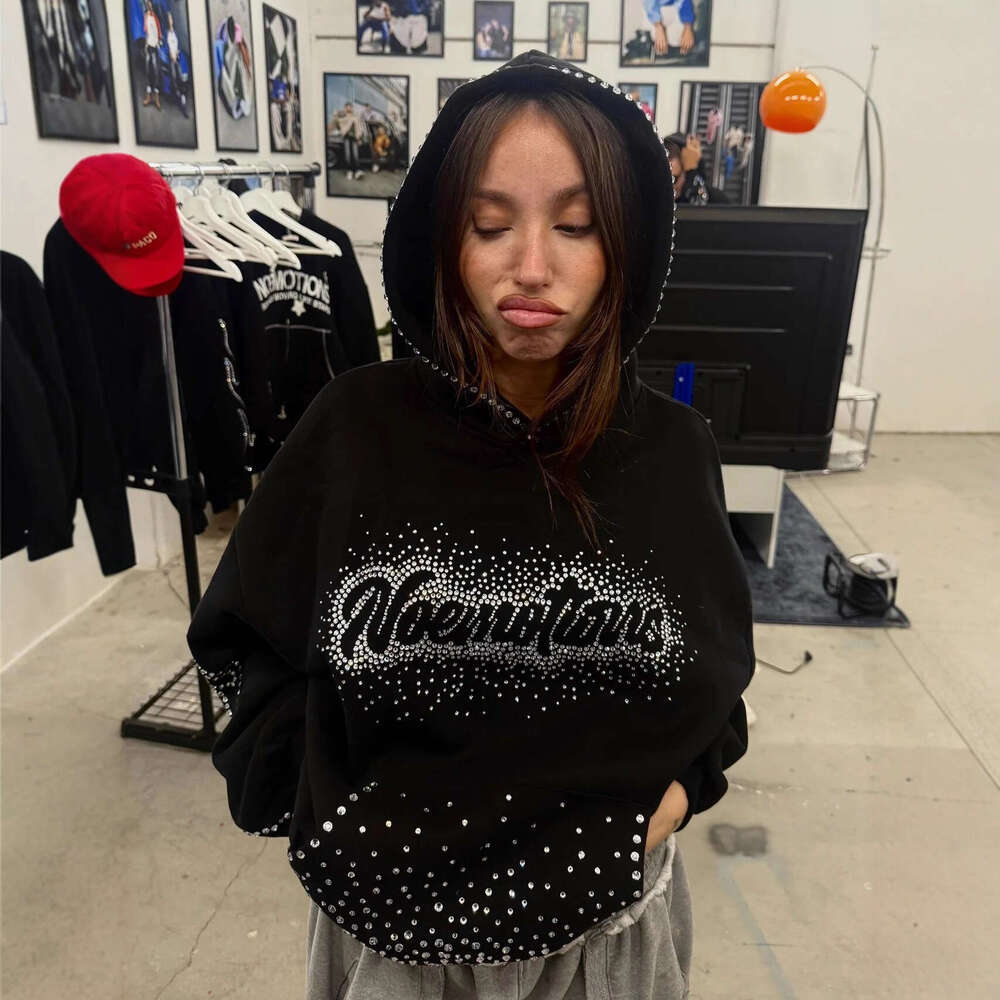 Fashion Trendy Personality Street Hip-Hop Shiny Diamond Letter Design Loose Pullover Hoodie for Men and Women