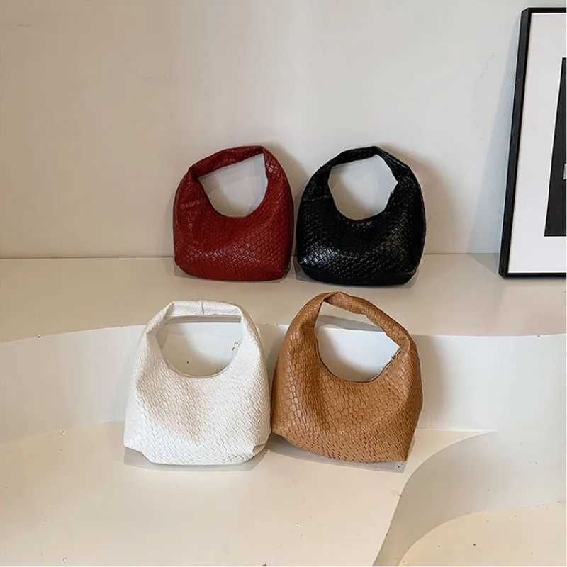 Women Classic Fashion Woven Embossed Hobo Soft PU Leather Small Tophandle Shoulder Bag Casual Daily Handbags bolsa femininaW251028