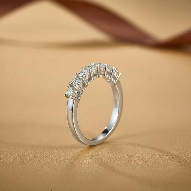 Wholesale Moissanite Ring 7 Stones 925 Sterling Silver High Quality Exquisite Classic Jewelry Wedding Engagement Party