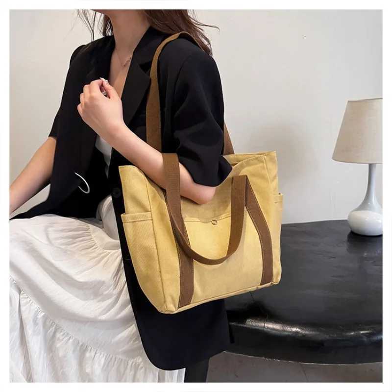 Large Capacity Canvas Tote Bags for Work Commuting Carrying Bag College Style Student Outfit Book Shoulder Bag Shopping Bag 2025W251028