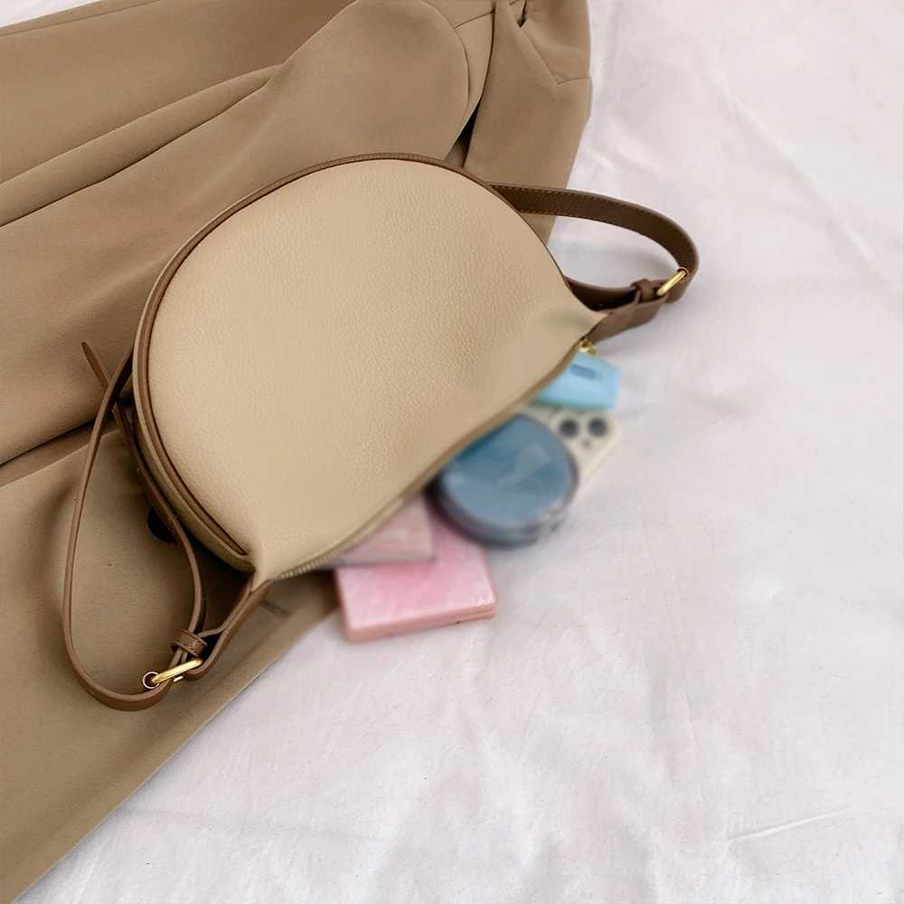 Texture Soft Leather Bag Womens New Dumpling Bag Womens Crossbody Bag Crescent Underarm Bag Large Capacity Commuter BagT251028