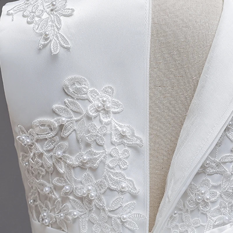 Girls White Lace Pearl Flower Princess Dress For Sequins Sleeveless First Communion Bridesmaid Wedding Formal Evening Long Gown 251023