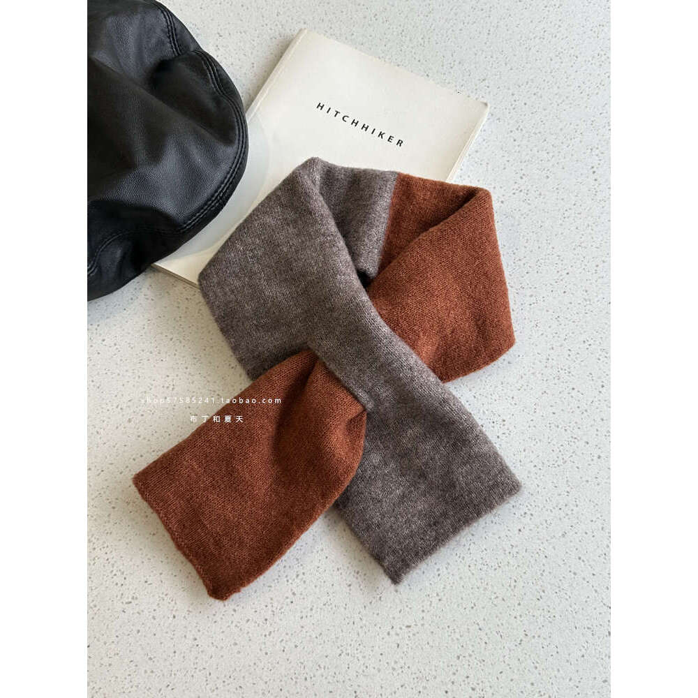Wool Blend Small Cross Color Short Scarf Cashmere Feel Warm Student Women Autumn Winter Neck Warmer