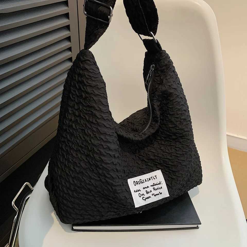 Solid Color Large Capacity Nylon Tote Bag Simple Lightweight Shoulder Bag Wide Shoulder Strap Crossbody BagT251028