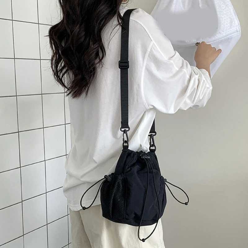 Fashion Nylon Bucket Bag Crossbody Purse Shoulder Bags for Shopping and TravelW251028
