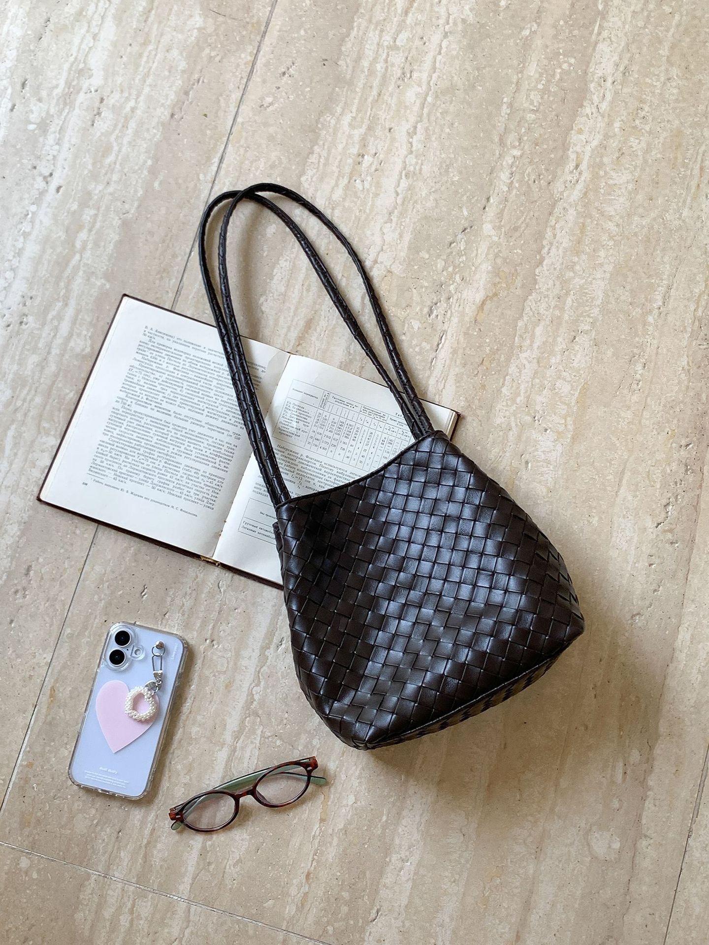 Luxury Brand Designer Bag Woven Bag Niche Design High-End Feel New Women's Shoulder Bag Versatile Fashion Bucket Bag For Women