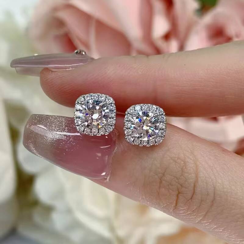 Luxury Design Micro Pave Setting Lab Diamond Sterling Silver White Gold Plated Solitaire Earring Stud Moissanite Earring Studs