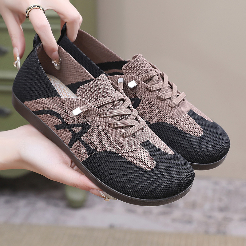 Spring fly knitted soft-soled mom shoes breathable, non-slip middle-aged and elderly walking shoes, comfortable and lightweight, daily morning exercis