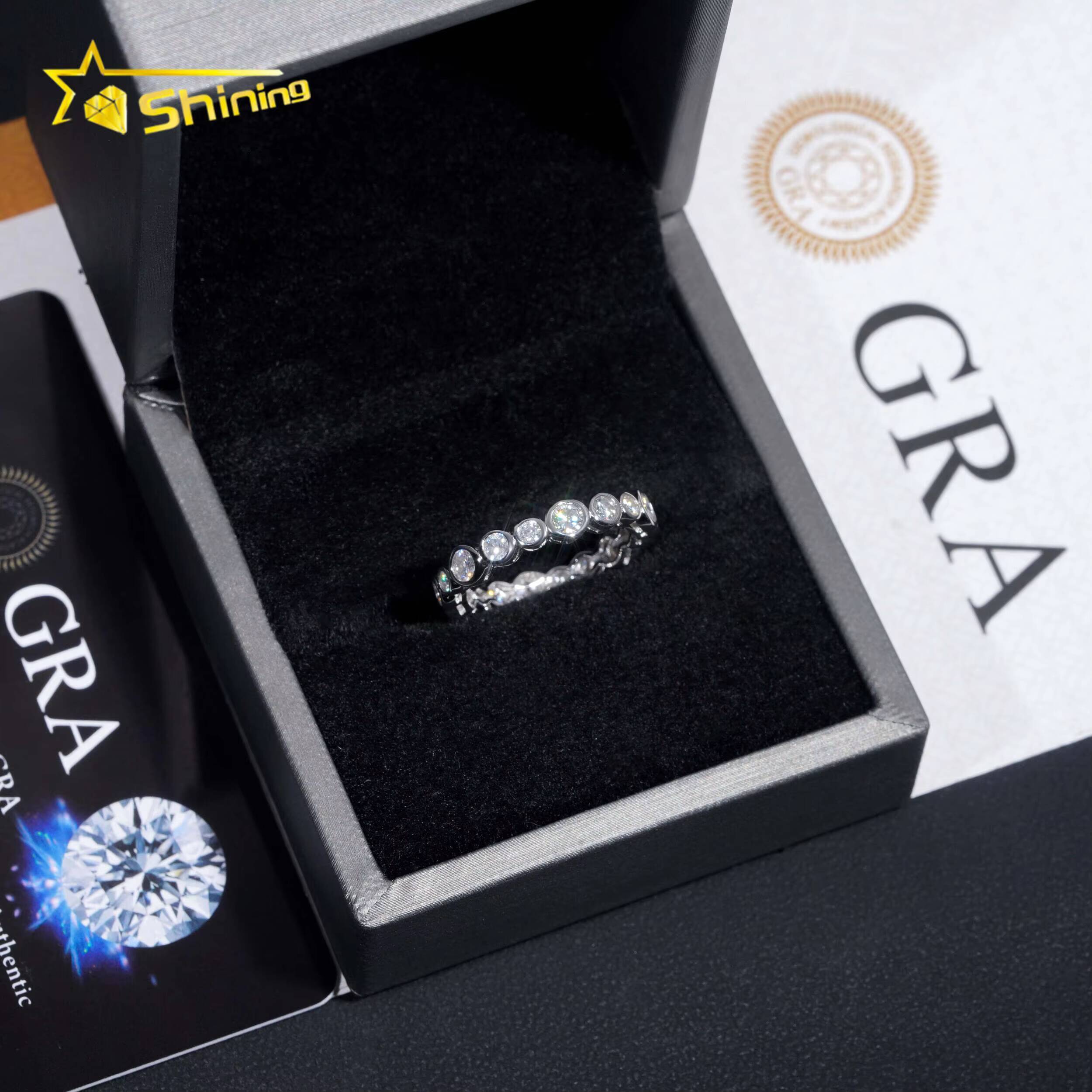 Hot Selling Band Ring S925 Sterling Silver Iced Out Eternity Ring Luxury Inlay Moissanite Diamond Classic Design