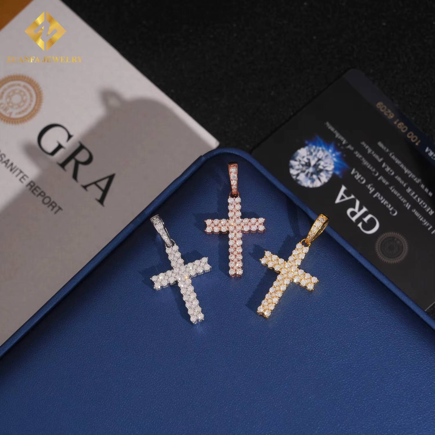 New Products Fashion Ice Out VVS Moissanite Cross Pendant 925 Sterling Silver Pass Diamond Tester Hip Hop Style Jewelry with GRA