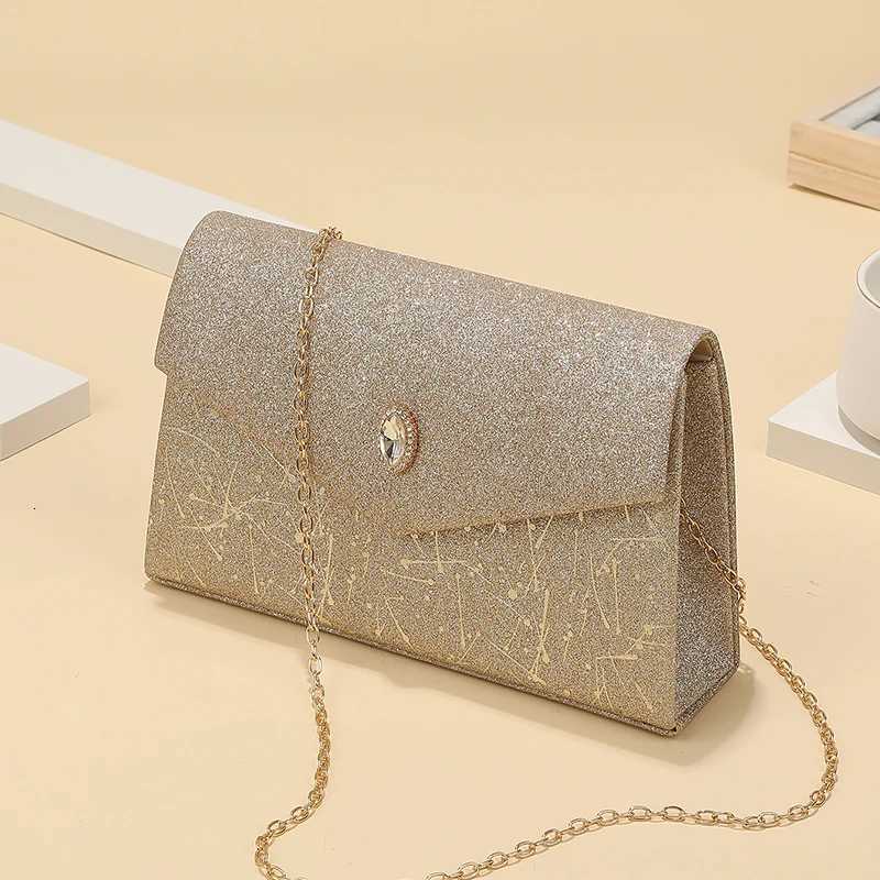 HighEnd Clamshell Shoulder Bag New Design Light Fashion Temperament Dinner Bag Travel Storage for Stylish Diners H251027