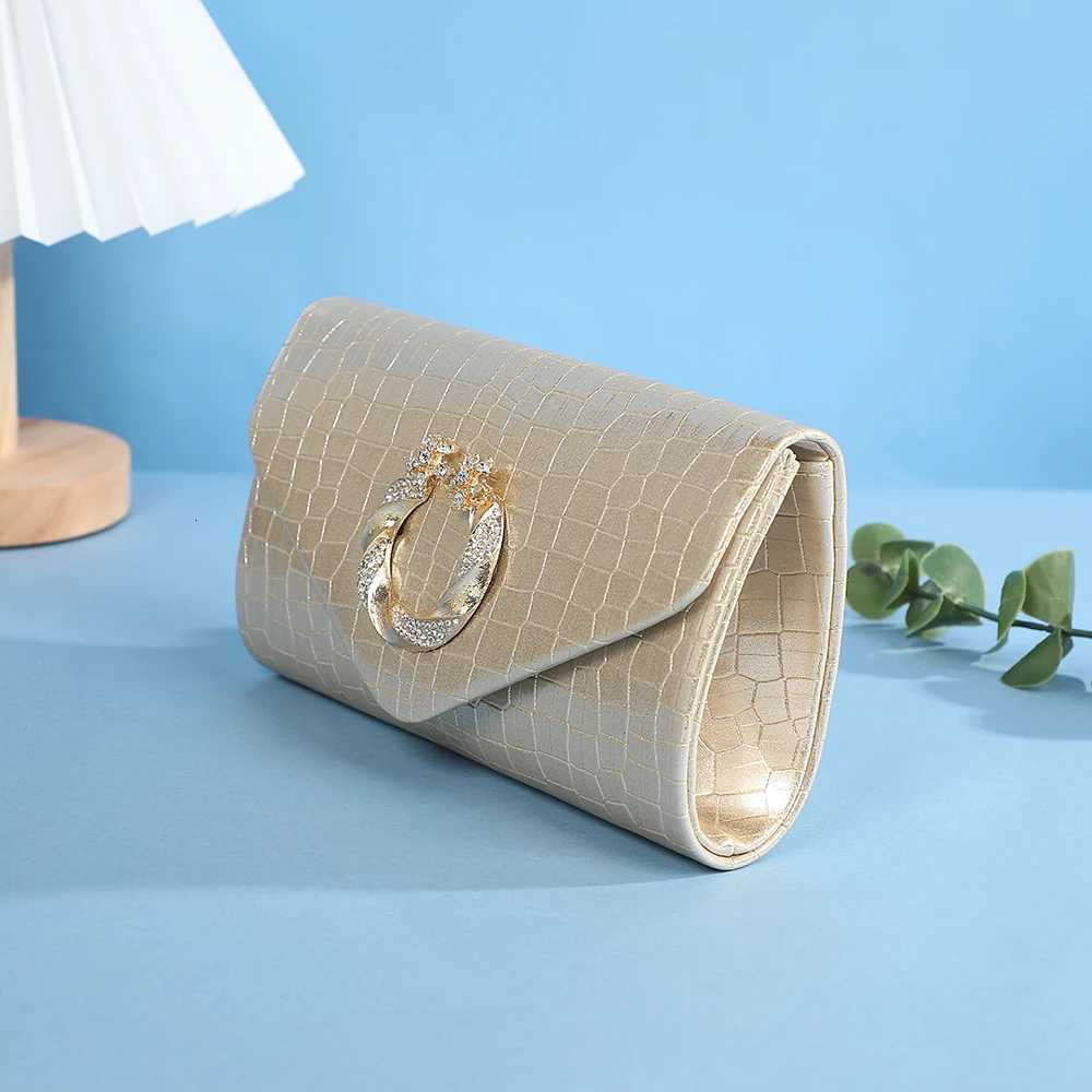 HighEnd Diamond Inlaid PU Crocodile Pattern Shoulder Bag Fashion Dinner Bag with Metal Chain for Banquet Party Dress H251027