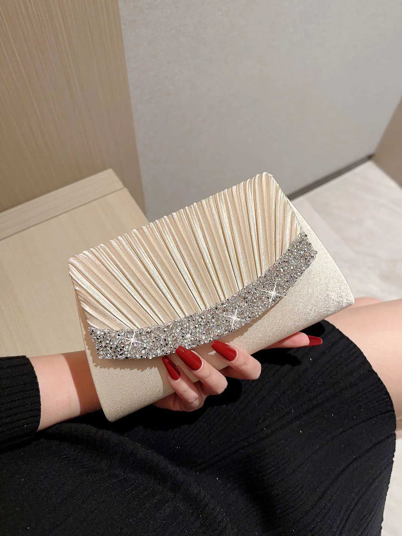 A Shiny Rhinestone Velvet Evening Dress Bag Hand Evening Bag Romantic white Wedding Bag Banquet Bag Bridal Bag Chain Bag Formal Party Bag Prom Bag Env