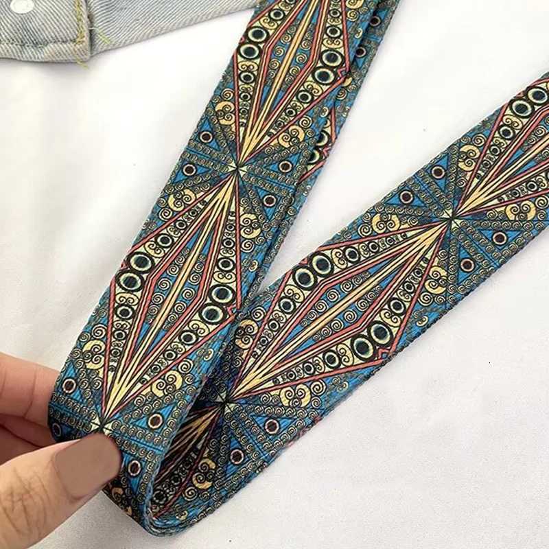 Neutral Style Mens and Womens Pu Tote Bag Suitable for Travel and Photography Single Shoulder Bag with Ethnic Style StrapW251028