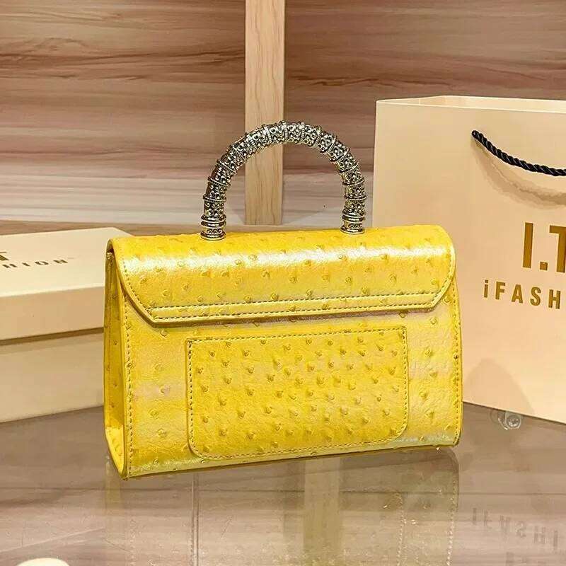 New underarm handbag ostrich pattern for ladies, lightweight luxury shoulder bag embedded with diamonds, elegant one-shoulder design.