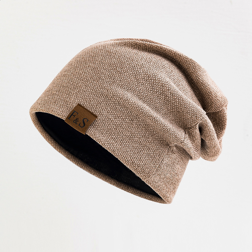 Winter and autumn pullover hat casual and loose knit hat with leather label suitable for both men and women outdoor head cap 250916