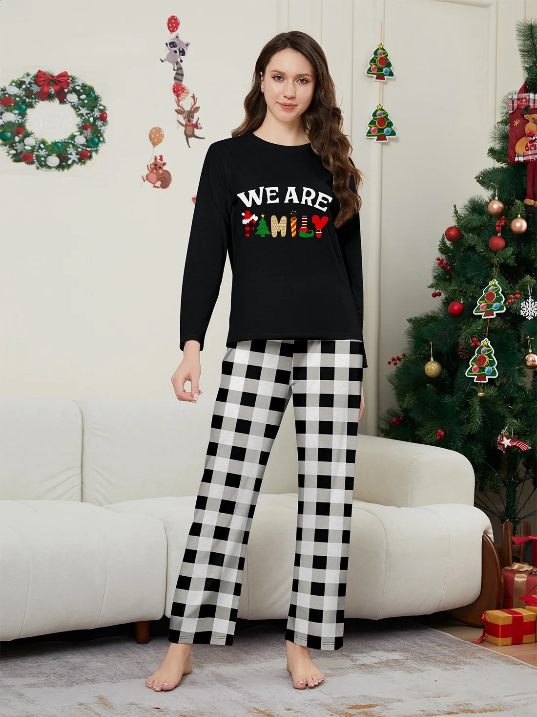 Happy Year Family Matching Outfits Letter Plaid Print Parentchild 2 Pieces Suit Sleepwear Soft Loose Pajamas Set Xmas Wear 251027