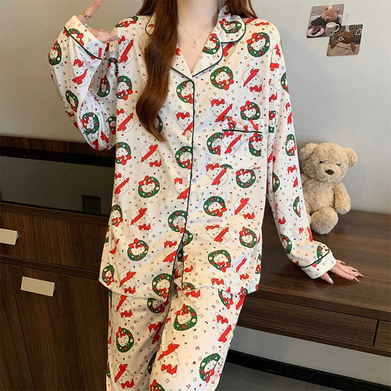 Sanrio Hello Kitty Sleepwear Set Women Cute 2025 New Autumn Winter Pajamas Long Sleeve Comfy Home Suit with Xmas Print L251028