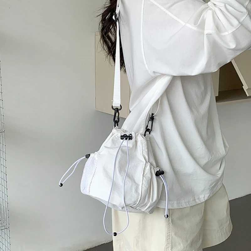 Fashion Nylon Bucket Bag Crossbody Purse Shoulder Bags for Shopping and TravelW251028