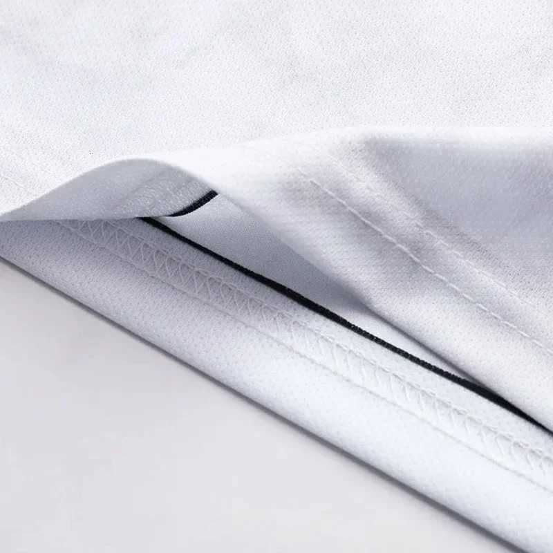 2025 New Mens Quickdrying Tshirt American Fashion Trend Luxury Brand Shortslved Comfortable Casual Sports Y2K Strtwear C251028