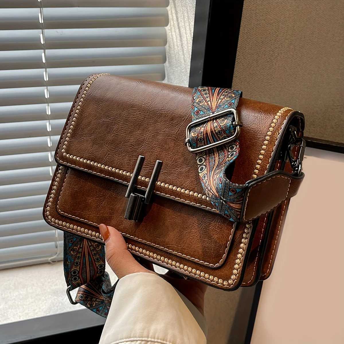 Mini CrossBody Bags for Women Adjustable Strap Small Square Design Purse Fashion Shoulder Bag New Designer Mini Leather BagT251028