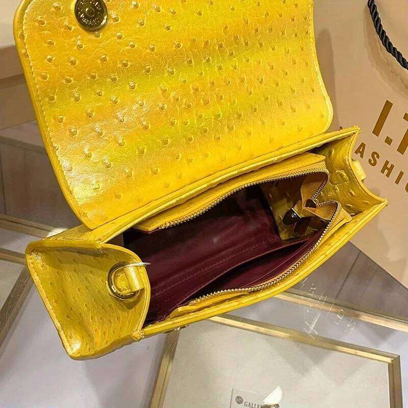 New underarm handbag ostrich pattern for ladies, lightweight luxury shoulder bag embedded with diamonds, elegant one-shoulder design.