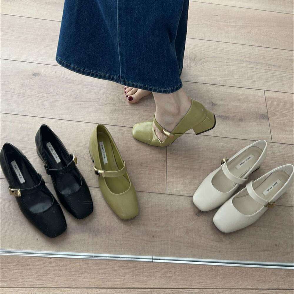 Square Toe Elegant Shallow Mouth Metal Strap Designer Shoe Single for Women Chunky Heel Mary Jane Shoes to Match Dresses