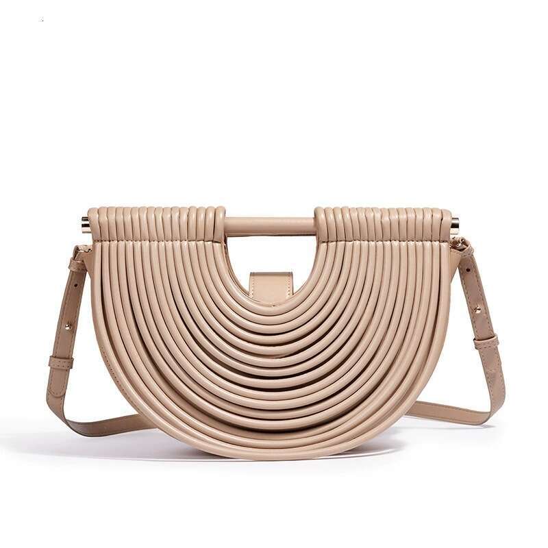 Lightweight Large Capacity 2025 New High Street Line Design Handbag Luxury Style Single Shoulder Crossbody Bag
