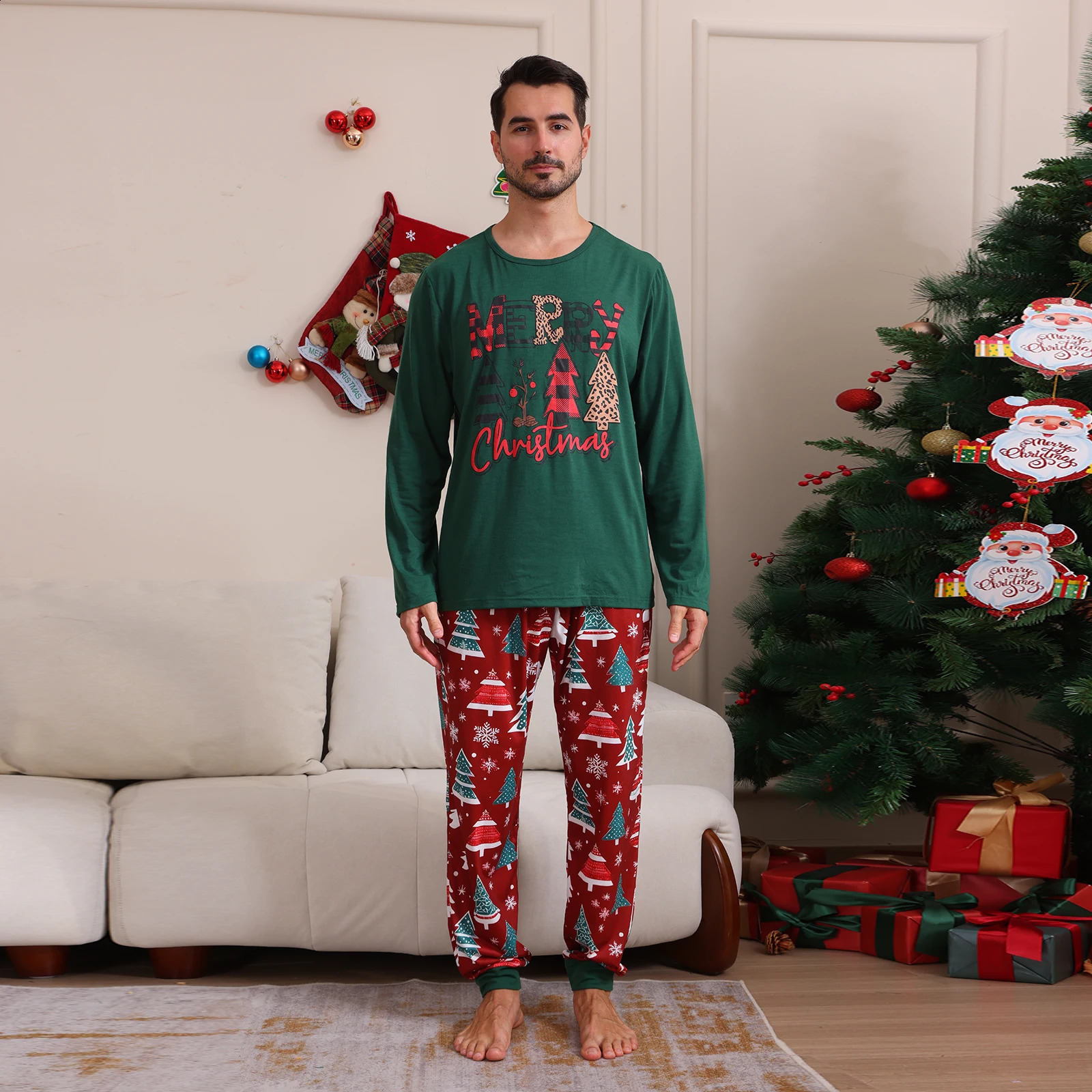 2025 Years Costumes Santa Tree Print Family Christmas Pajamas Set Adults Kids Matching Clothing Cute Soft Pyjamas Xmas Look 251027