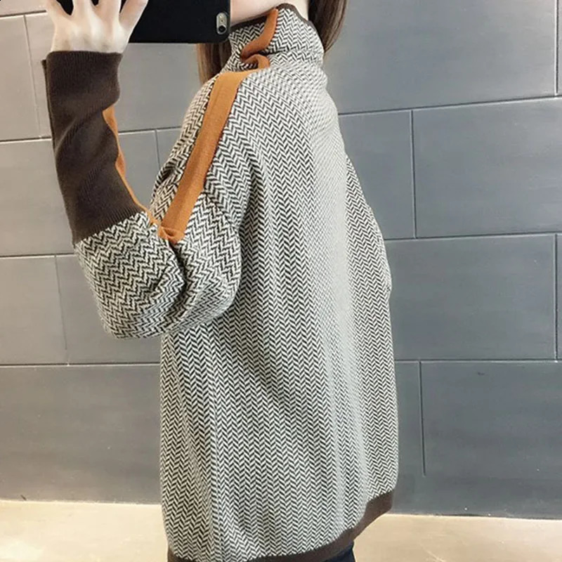 Autumn and winter retro checkerboard letter jacquard high neck soft glutinous pullover knitted sweater for women 251027