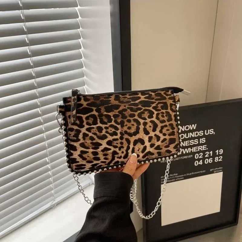 New Leopard Crossbody Bags For Women Fashion Chain Mobile Phone Purse Travel Vacation Shoulder Messenger Bag Sac A Main FemaleW251028