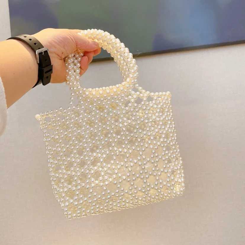 Fashion New Hollow Handmade Beaded Bag with Handheld pearl Bag for Wedding Party High quality Glittering Evening Bags Clutch bag H251027