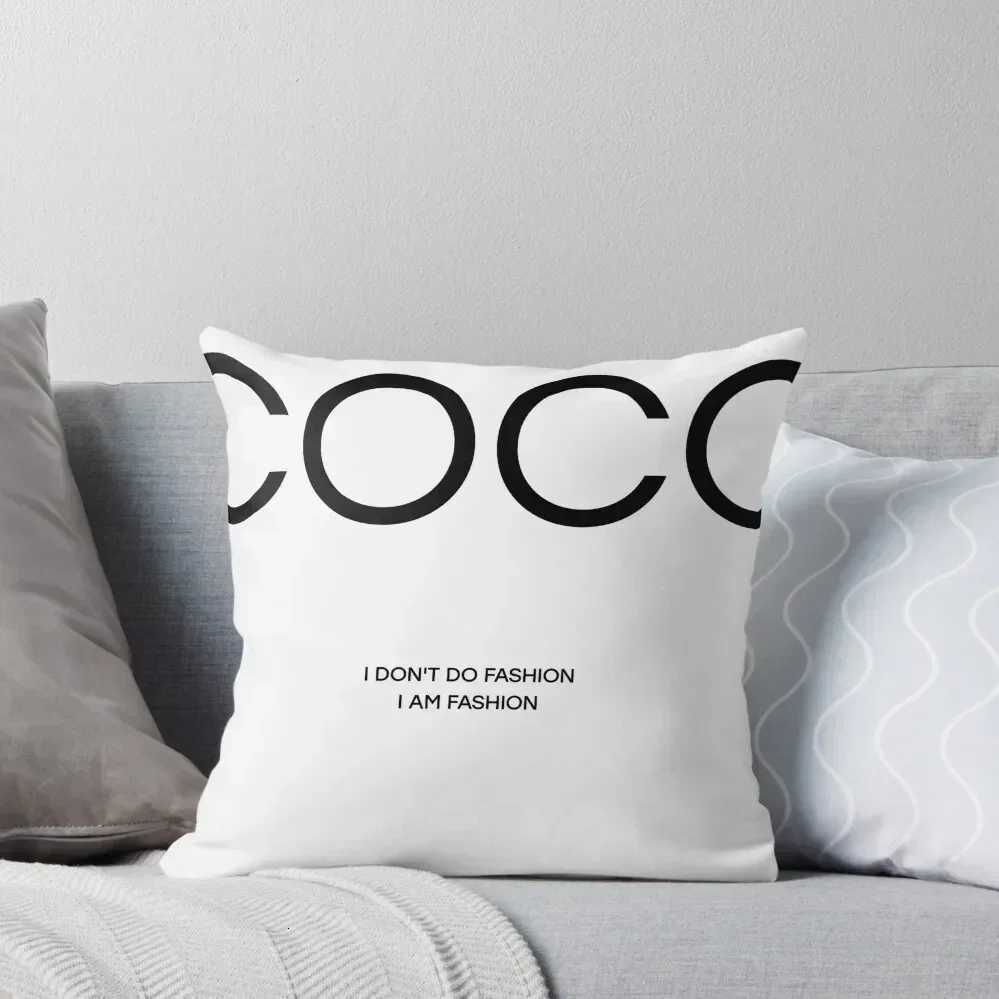 Pillow Case Fashion art Fashion print Scandinavian art Modern art Wall Print Minimstic Modern Throw C251028