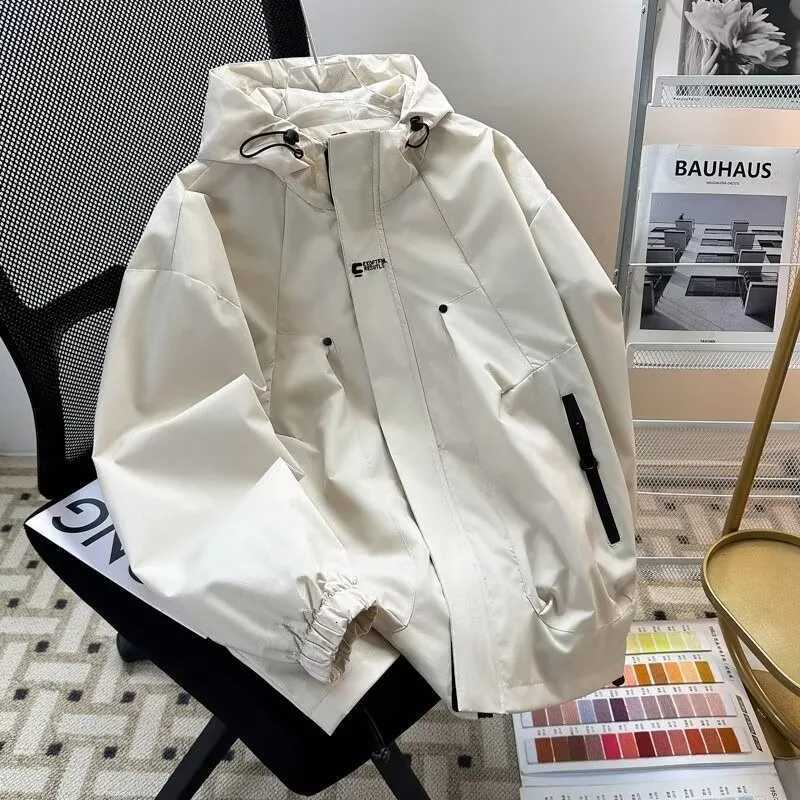 2025 Autumn Hiking Jackets Men High Quality Windbreaker Hot Sell Waterproof Windproof For Mountaineering Outdoor Running X251028