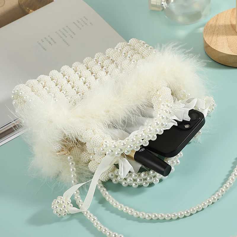 Elegant Pearl Feather Trim HandHeld Dinner Bag Ladys Pocket Chain Wedding Party Dress Gift Bag H251027