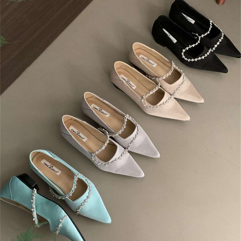 2025 Autumn Luxury Designer Women's Shoes Curved Rhinestone Elegant Style, Pointed Toe Full Coverage, Square Heel & Soft Sole