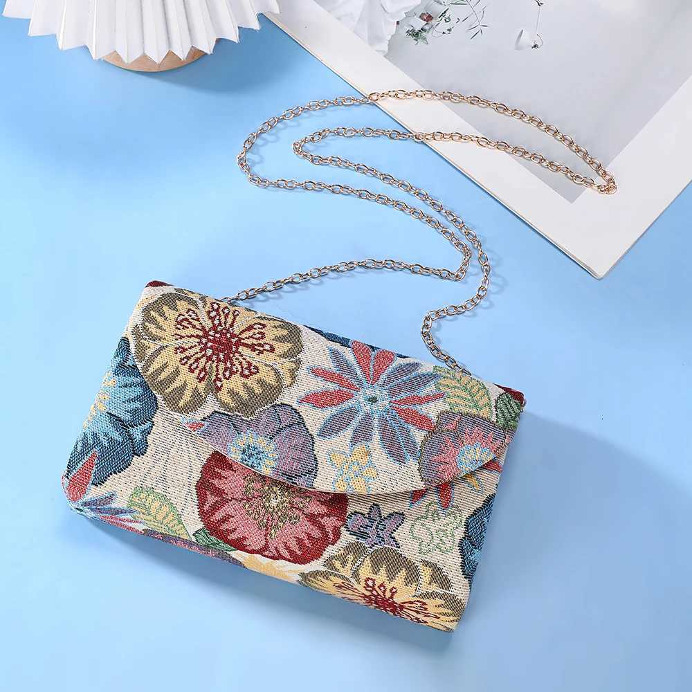New trend flower decoration dinner bag fashion lady handbag celebrity travel reception bag wedding party evening dress gift bag H251027