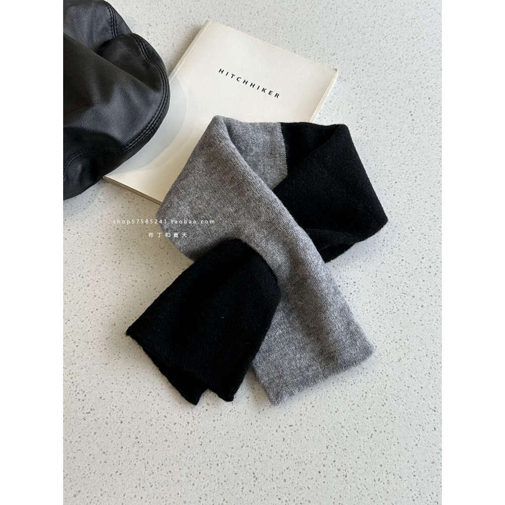 Wool Blend Small Cross Color Short Scarf Cashmere Feel Warm Student Women Autumn Winter Neck Warmer