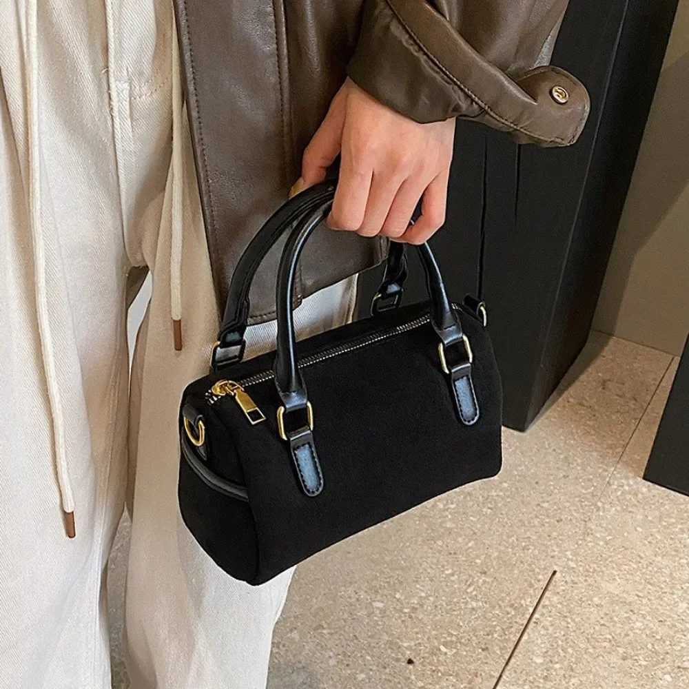 Simple and Fashionable Faux Suede Shoulder Bag Crossbody Bag Womens Small BagBoston Handbag Bolso Mujer 2024W251028