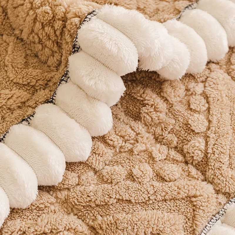 1PC Thick Plush Sofa Covers Universal Anti Slip Couch Cushion Pad Winter Warm Cream Style Sofa Couch Slipcovers for Living Room C251028