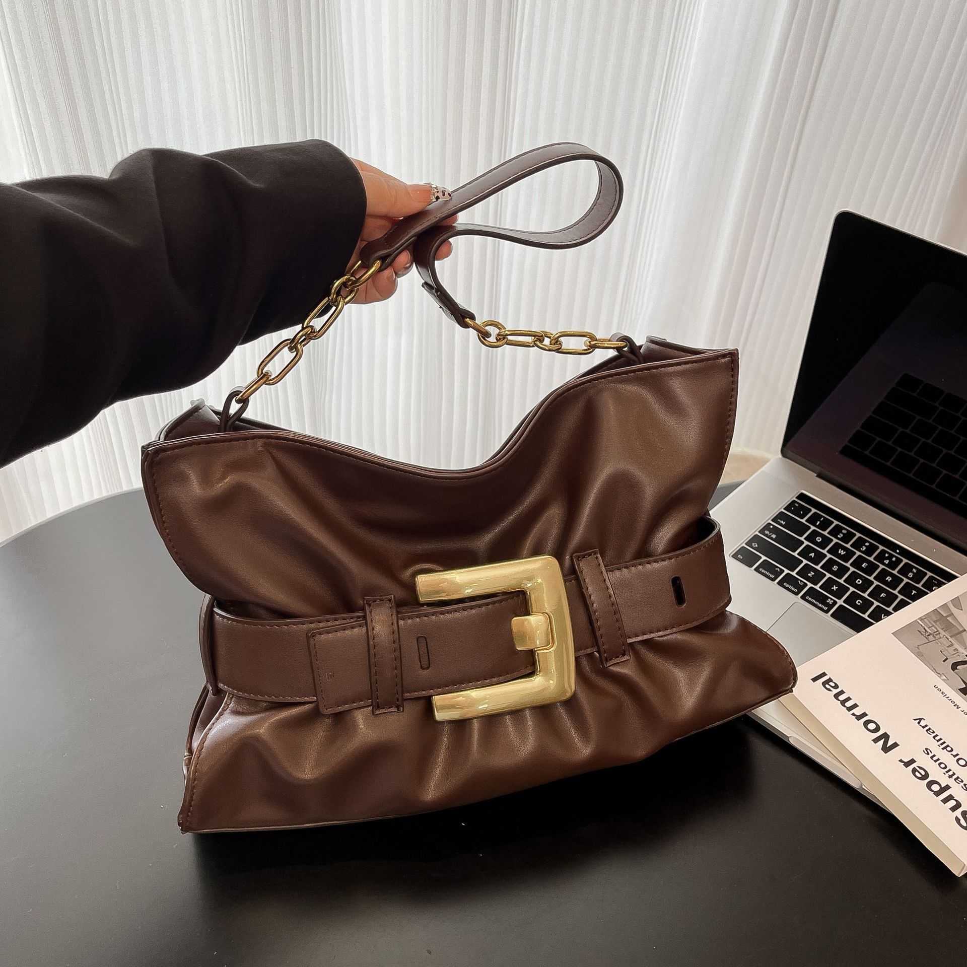 Internet Celebrity Same Style Niche Design Belt Buckle Handheld Underarm Bag Wrinkled Cloud Commuting Casual Fashion Versatile Women's Bag