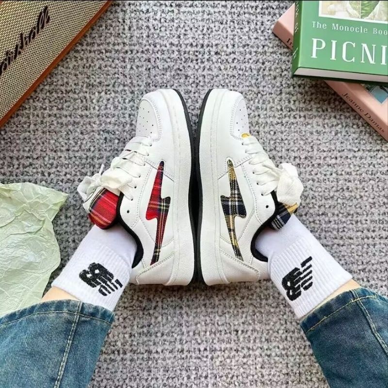 Summer Plaid Mandarin Duck Lightning Bread Shoes Men and Women's Original High Value Breathable High Quality Couple Board Shoes for Men