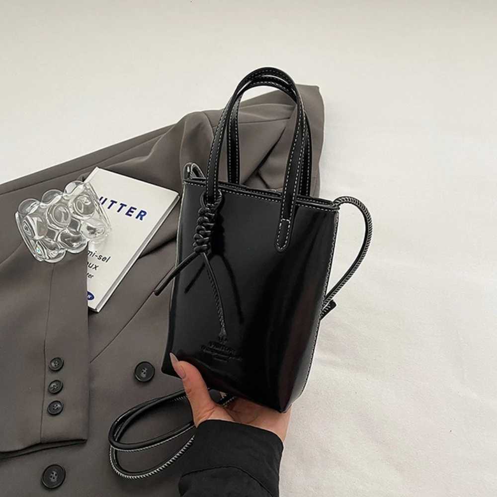 Womens Red Pu Leather Mini Crossbody Bag Summer Fashion Trend Female Cellphone Pouch Letter Pattern Small Handbag 2025 W251028